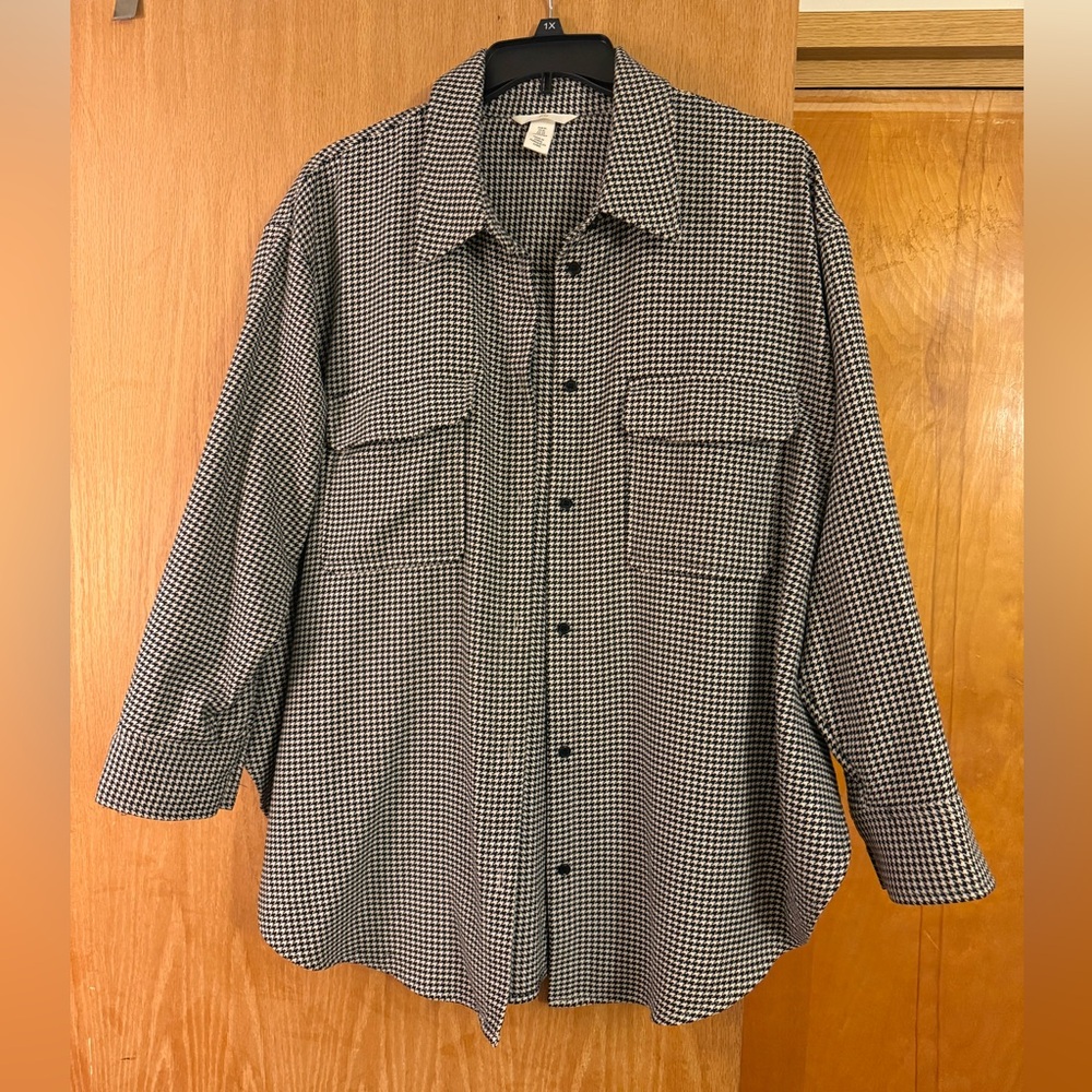 H&M button up